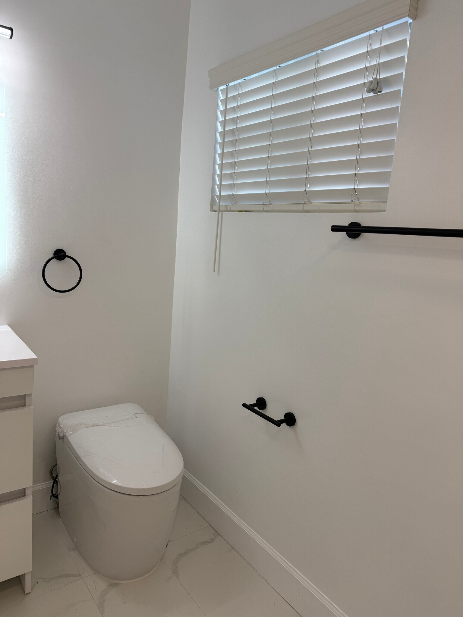 Building Photo - 20029 Ingomar St