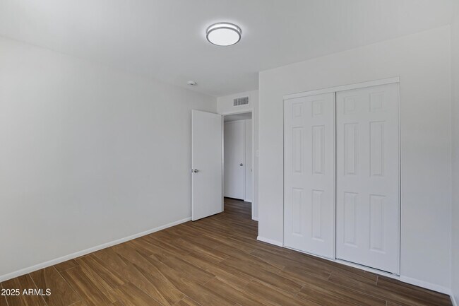 Building Photo - 8426 E Monterey Way