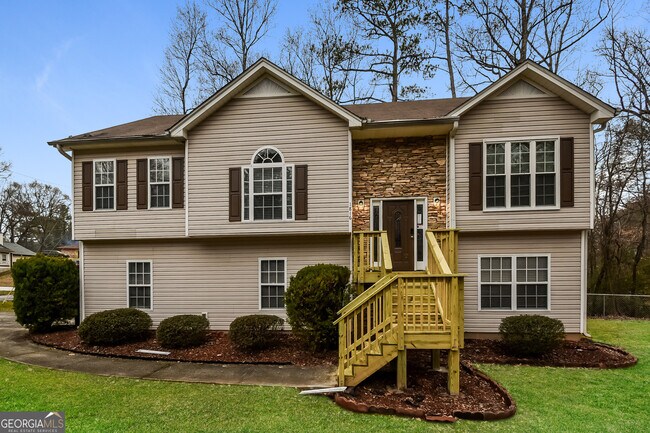 Primary Photo - 1816 Creveis Rd