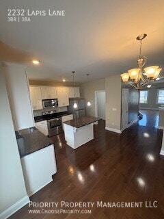 Building Photo - 2232 Lapis Ln
