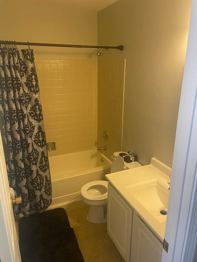 Building Photo - 2020 S 12th St