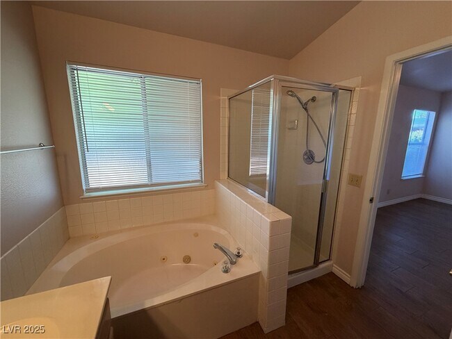 Building Photo - 4342 Valley Sage Dr