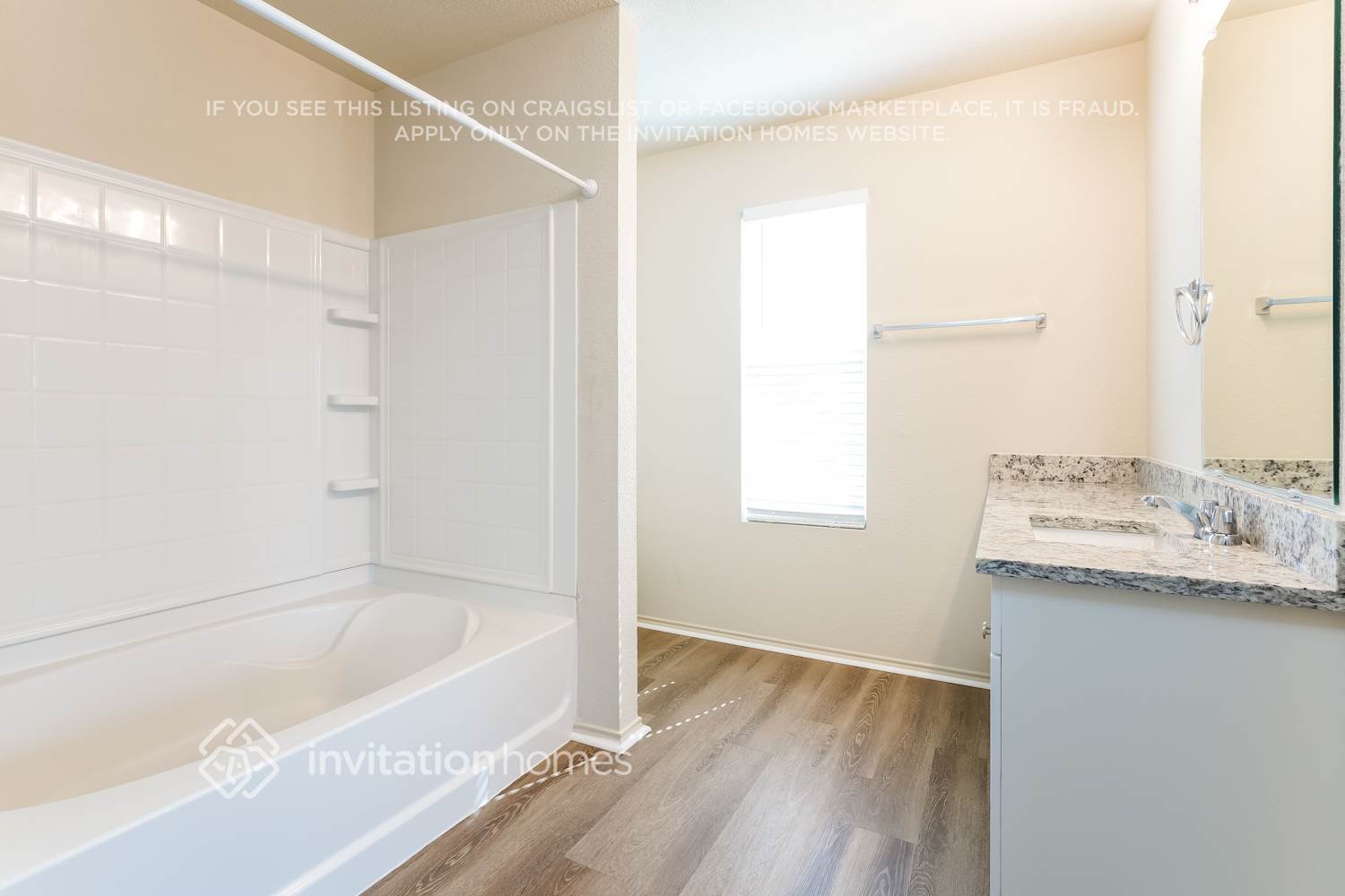 Building Photo - 2300 Bray Village Dr