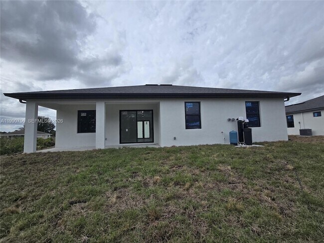 Building Photo - 4624 Connie Ave N