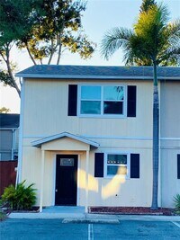 Building Photo - 148 Douglas Rd W