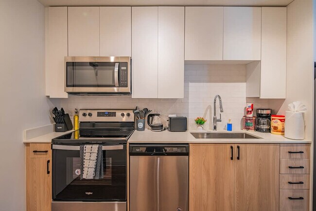 Building Photo - 700 N 4th St