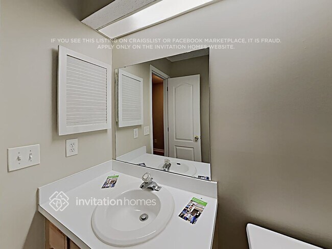 Building Photo - 9562 Sugar Hollow Ln