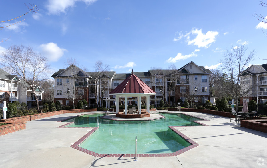 Sterling Glen Apartments Midlothian Va