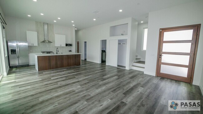 Building Photo - Newly Built Solar-Powered Home!