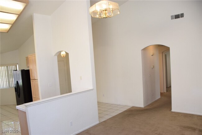 Building Photo - 5453 Desert Valley Dr