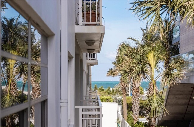 Building Photo - 325 Ocean Dr