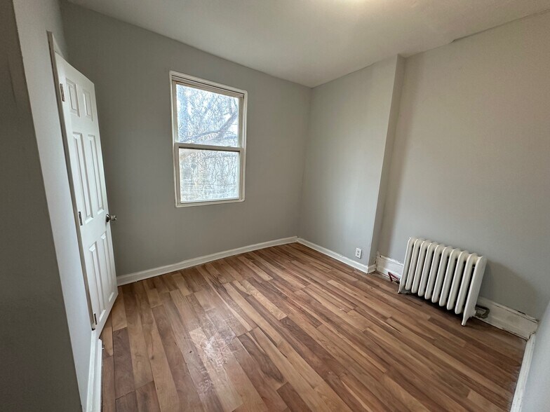 Building Photo - 4513 N Colorado St