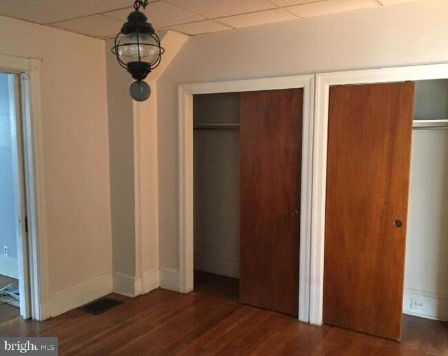 Building Photo - 412 Maple St
