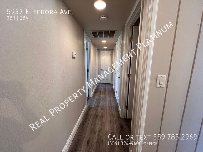 Building Photo - 5957 E Fedora Ave
