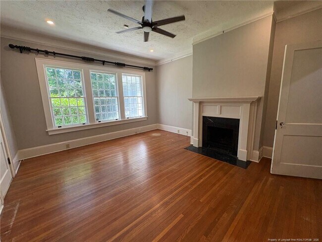 Building Photo - 310 Hinsdale Ave