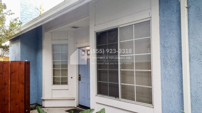 Building Photo - 4475 Red Oak Common