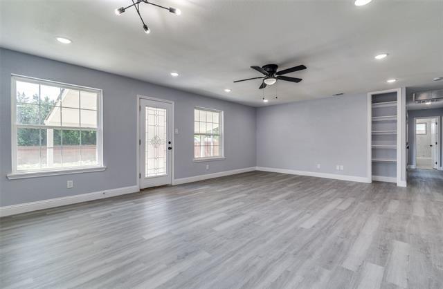Building Photo - 1502 Staple Dr
