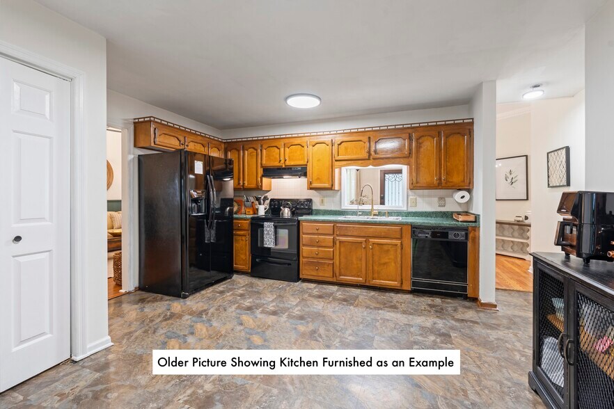 Building Photo - 1024 Steven Springs Ct