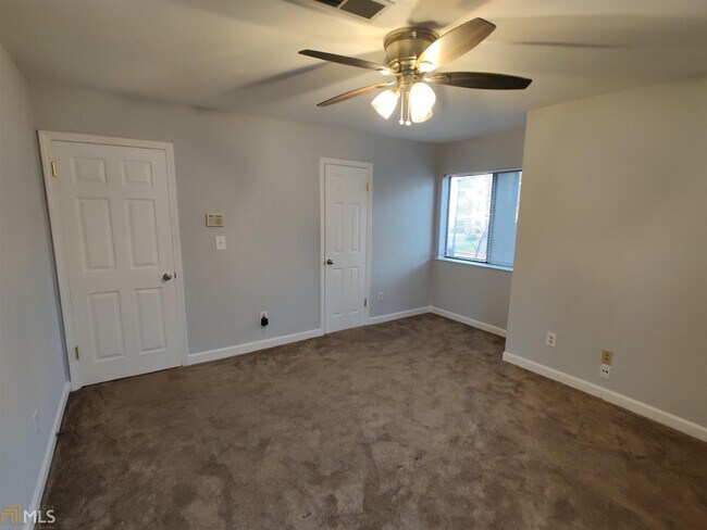 Building Photo - 4003 Wingate Way