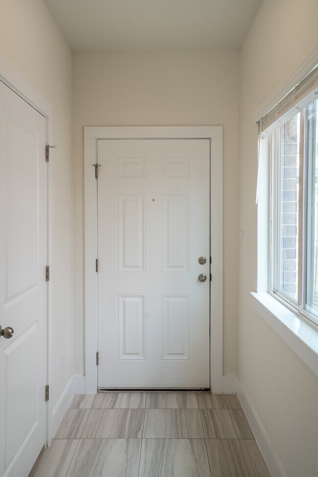 Building Photo - 113 Furlong Dr