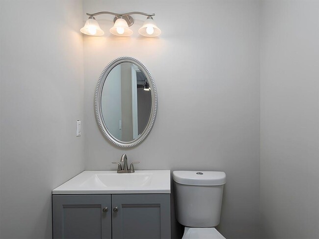 Building Photo - 3874 Mulkey Cir SW