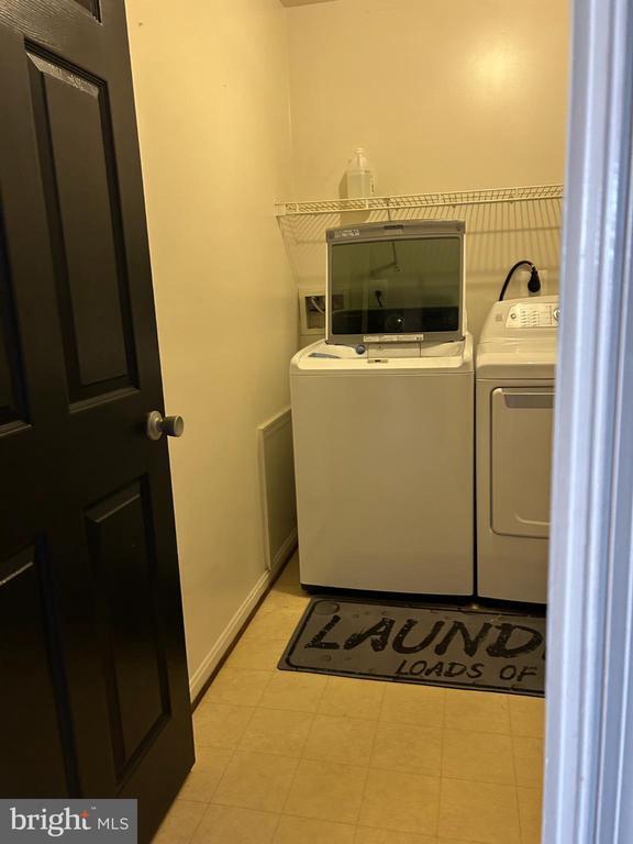 Building Photo - 10685 Jacksonhole Pl