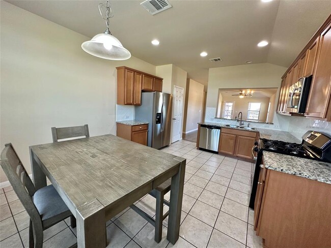 Building Photo - 401 Tula Trail