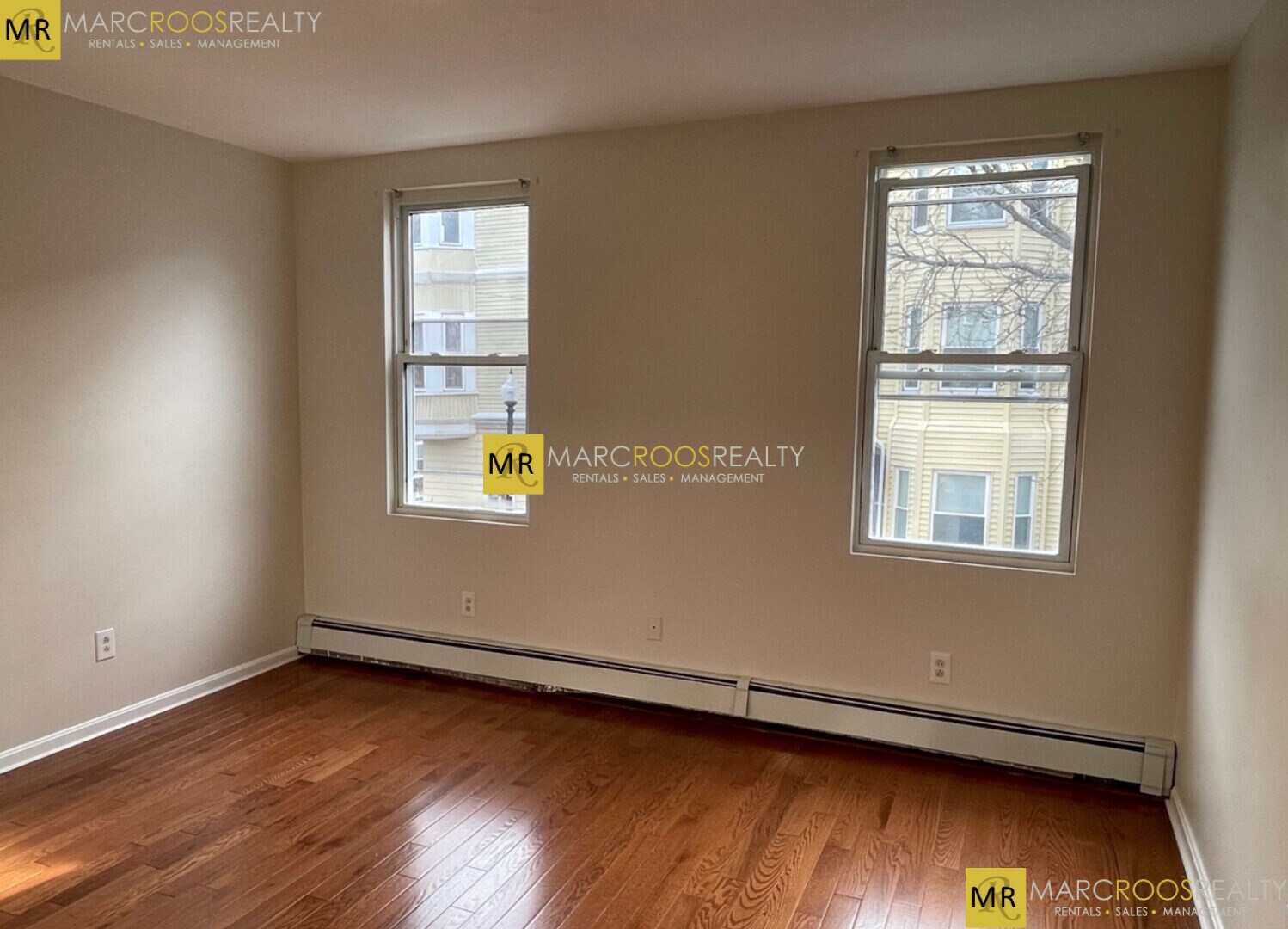 Building Photo - 179 Putnam St