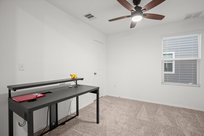 Building Photo - 7304 Sparkling Light Dr
