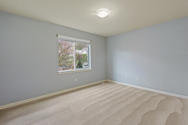 Building Photo - 17212 NE 117th Way