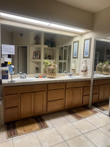 Building Photo - 13582 Emerald Coast Ln