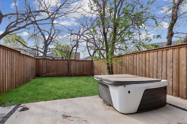 Building Photo - 2228 Wycliff Ave