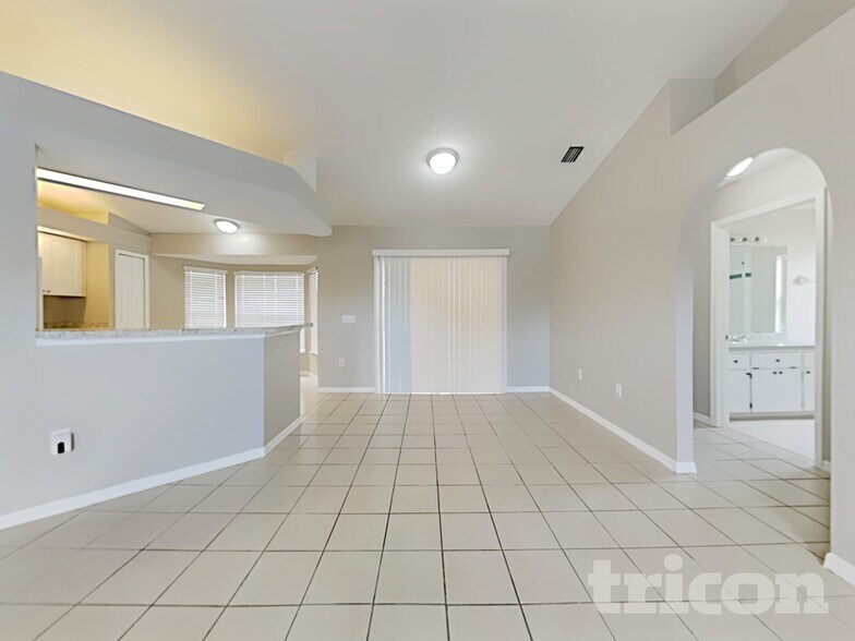 Building Photo - 10499 Little St