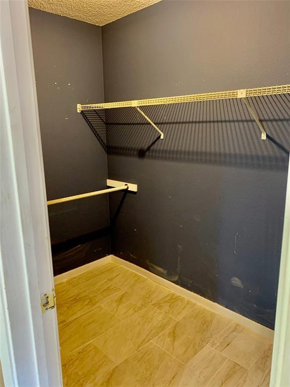 Building Photo - 1900 Bay Area Blvd