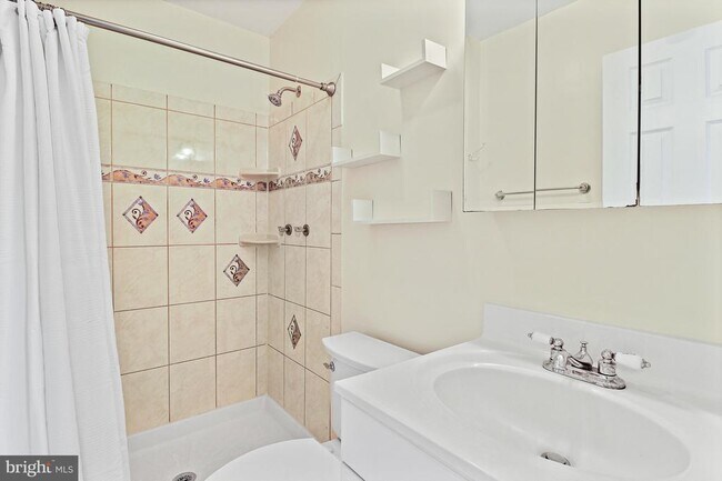Building Photo - 9553 Cherry Oak Ct