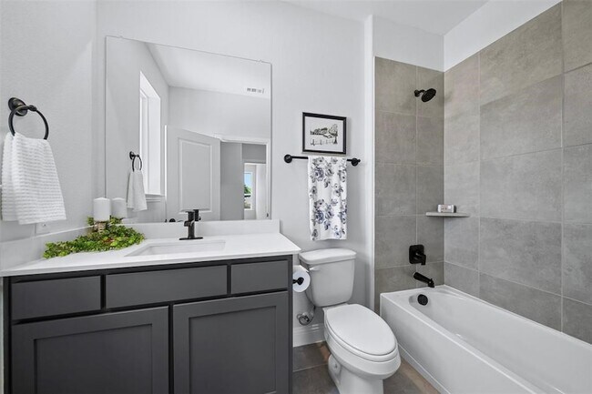 Building Photo - 1173 Rochester Pl