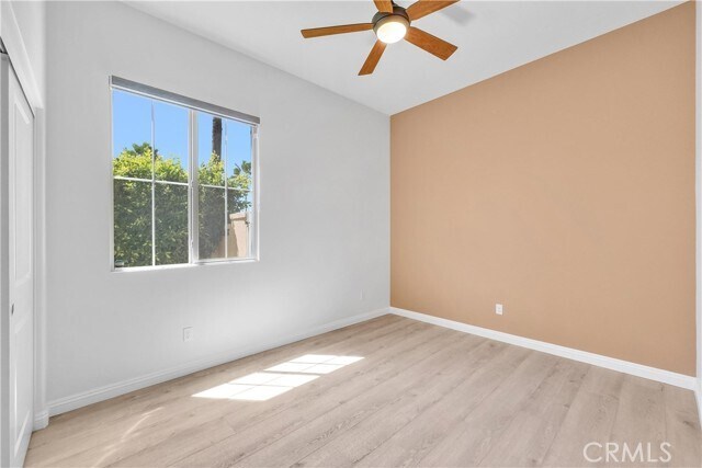 Building Photo - 137 Primrose Dr