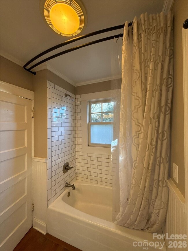 Building Photo - 1624 Club Rd