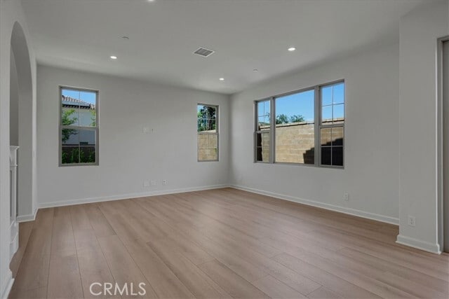 Building Photo - 228 Birdseye