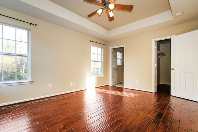 Building Photo - 3013 Mossy Creek Dr
