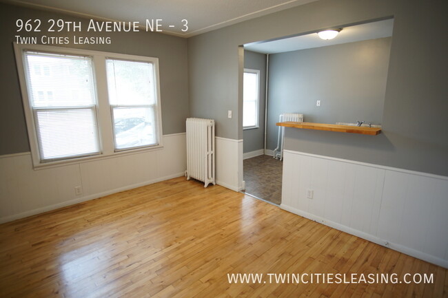 Building Photo - Great Apartment in NE Minneapolis