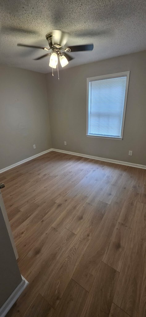 Building Photo - 105 Wilson St