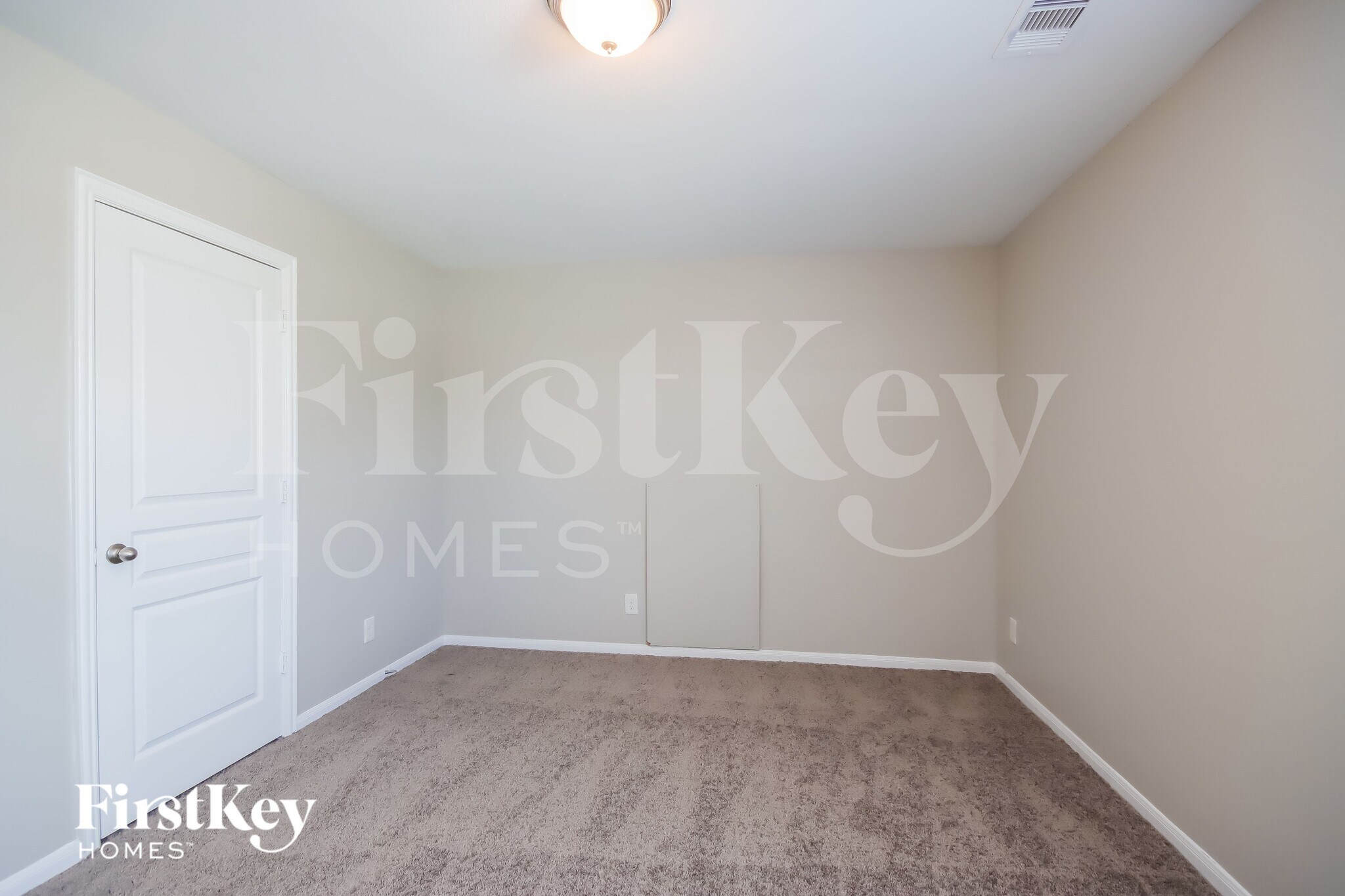 Building Photo - 10002 Chase Ct