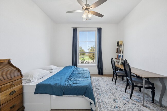 Building Photo - 448 Wildwood Ct