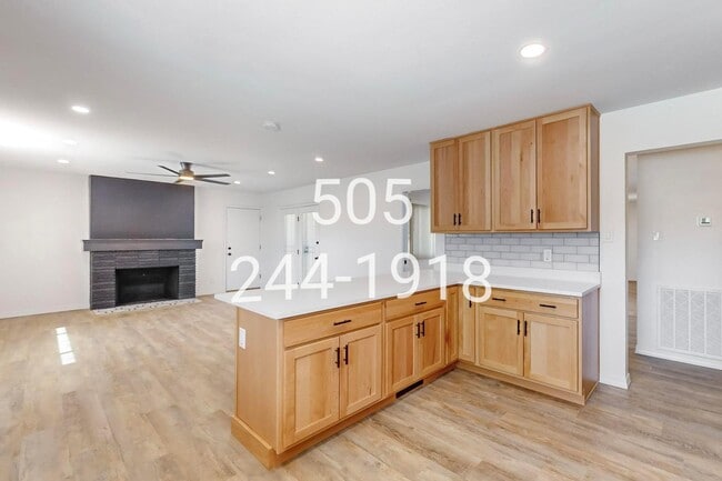 Building Photo - 1601 Georgia St NE