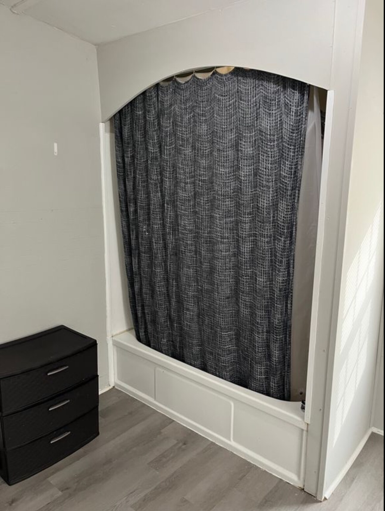 Building Photo - 114 N Brown St