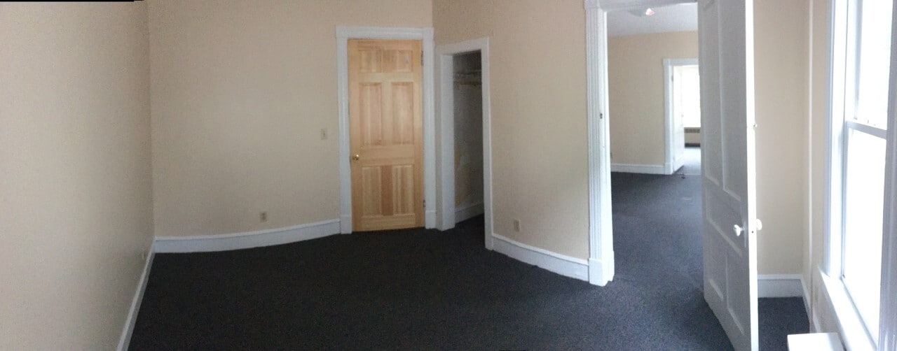 1st fl bdrm - 11 Hickok Pl