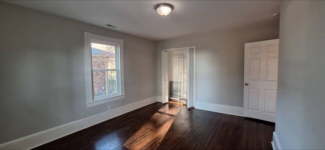 Building Photo - 3403 South St