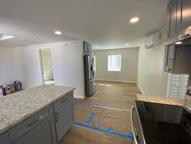 Building Photo - COMING SOON - NEWLY RENOVATED 3BD+1BA HOME