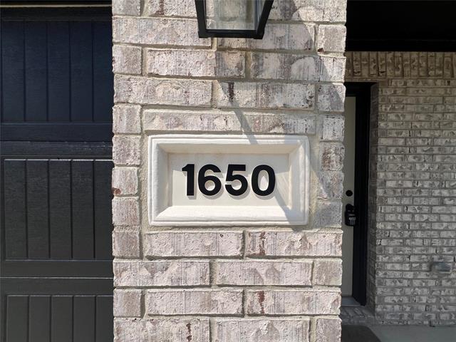 Building Photo - 1650 Woodbrook Dr